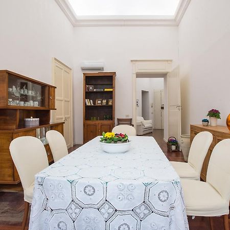 ホテル Residenze Al Castello カリアリ エクステリア 写真
