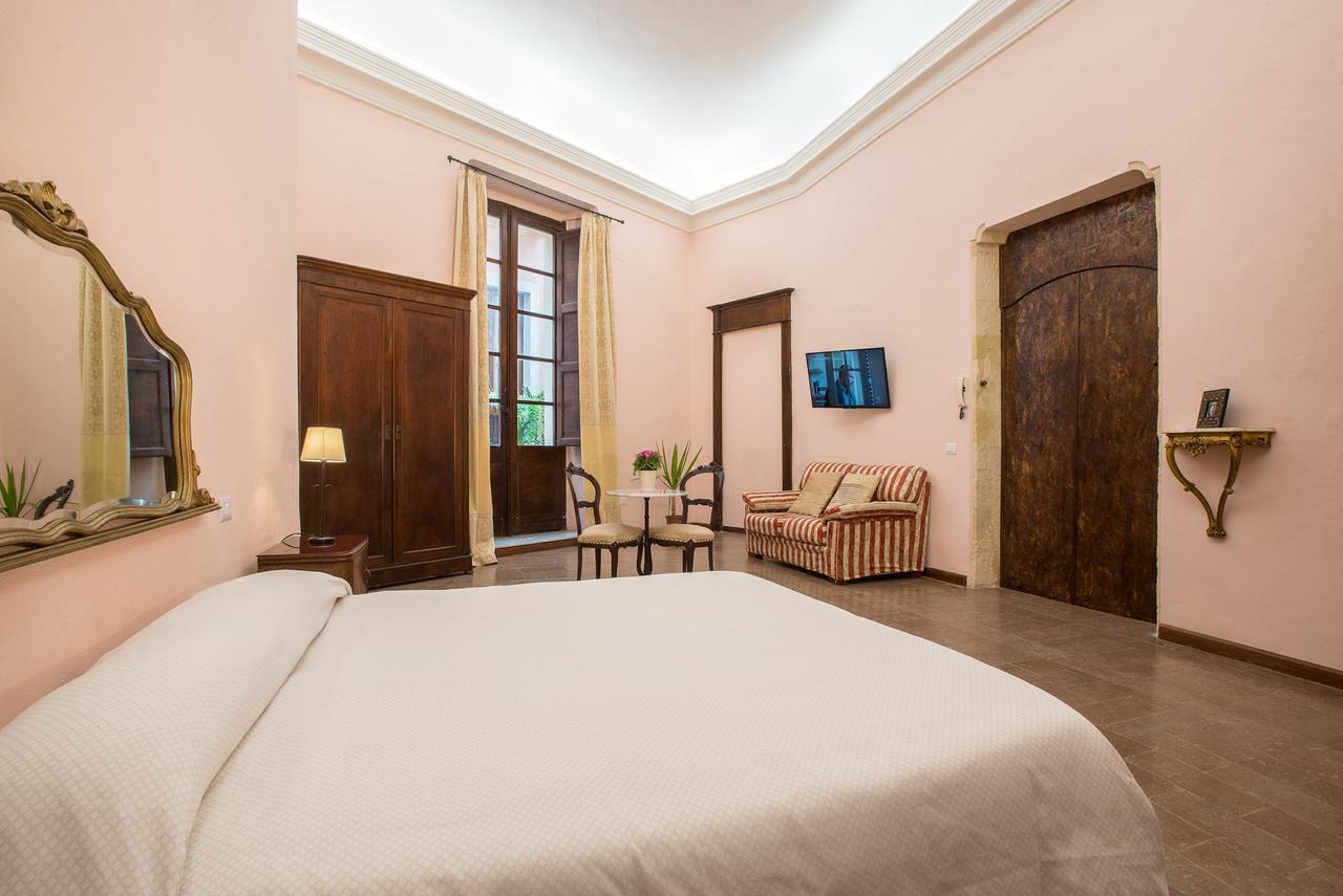 ホテル Residenze Al Castello カリアリ エクステリア 写真
