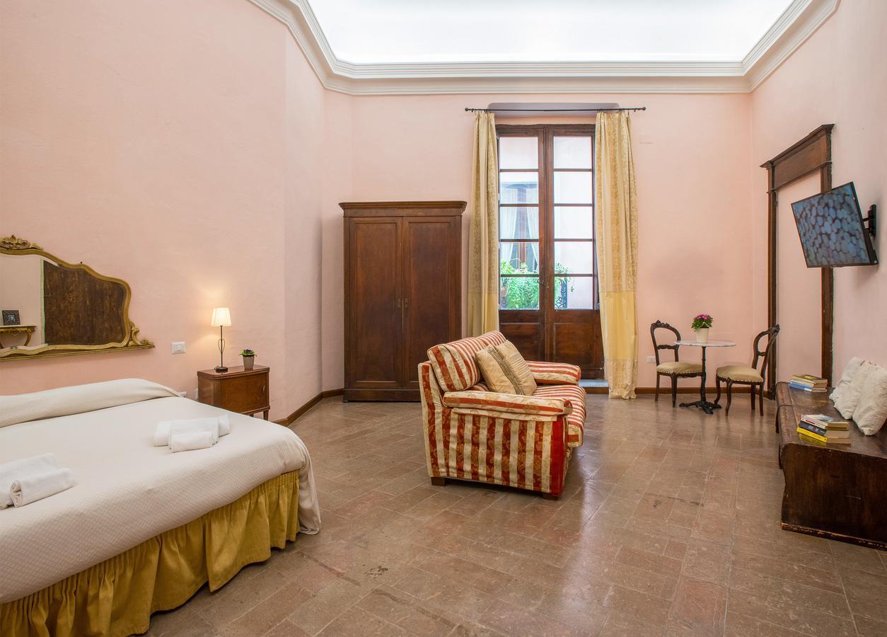 ホテル Residenze Al Castello カリアリ エクステリア 写真