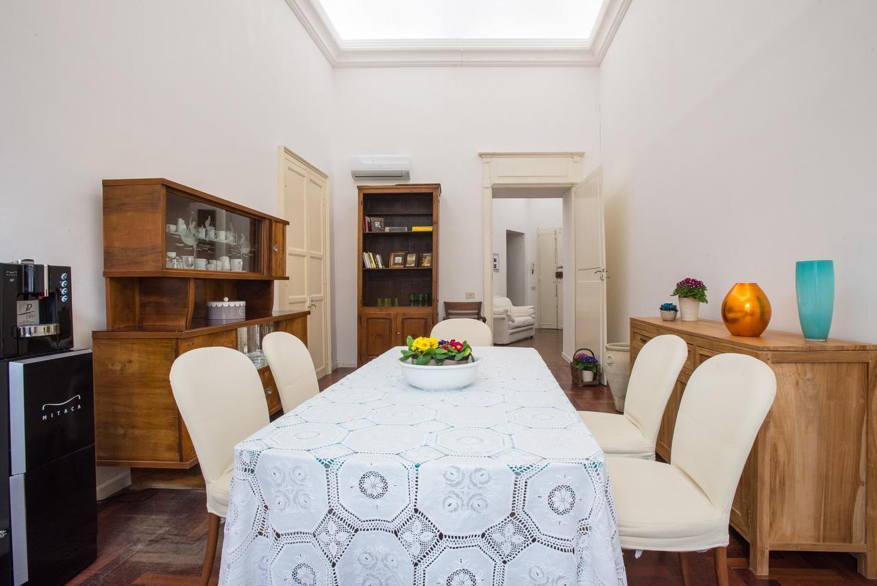 ホテル Residenze Al Castello カリアリ エクステリア 写真
